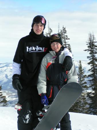 Former neighbors Mike and Ryan skiing in Utah in December '04.  Thanks, Dee!