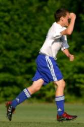 Gerard celebrates his nice shot for Goal 3